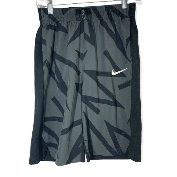 Nike shield deals shorts
